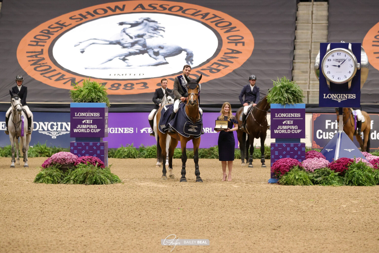 Ladriano Z and Daniel Bluman Conquer 215,900 Longines FEI Show Jumping